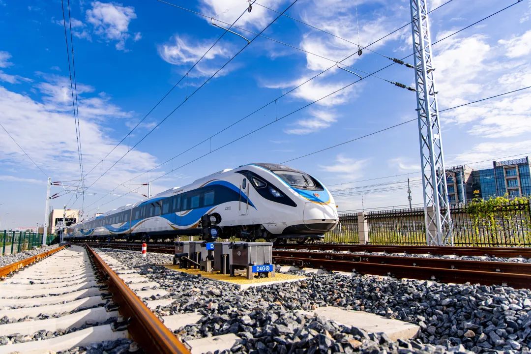 ��Ŀһ��حwww.�Ƿ����ʡ�com�ɷ������Ϻ���������߽��տ�ͨ��Ӫ