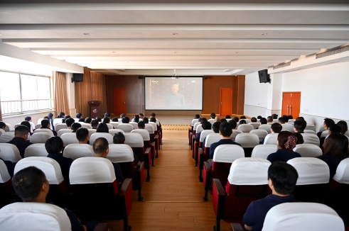 ��ʷΪ���س��� ���·ܽ����³̡���www.�Ƿ����ʡ�com�ɷ���֯Ա������ԢĿ��սʤ��80�����ı�ʽ