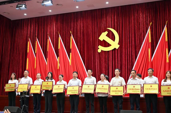 ·Ç·²¹ú¼Ê(ÖйúÇø)-¹Ù·½ÍøÕ¾