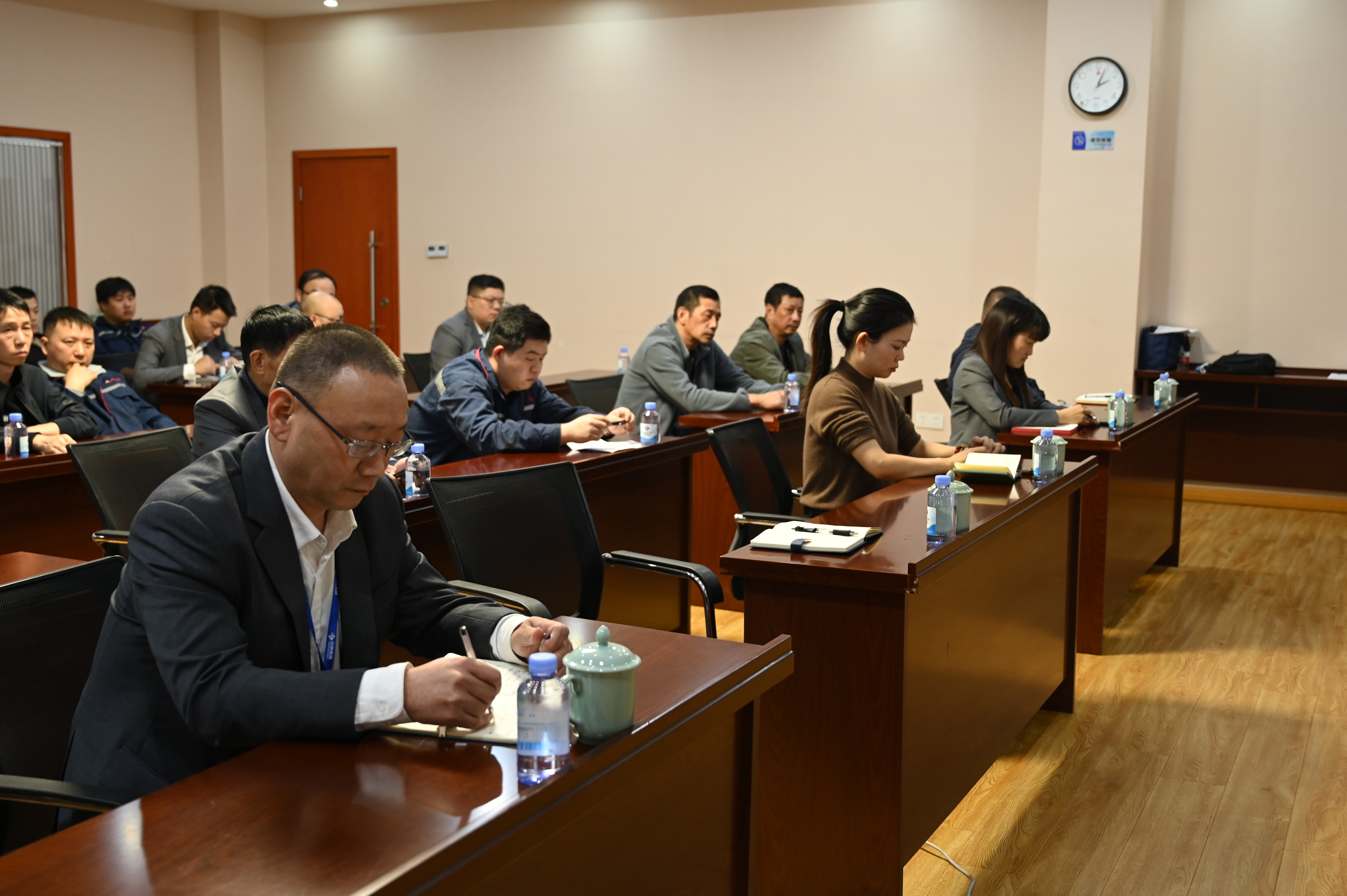 �Ƿ�����(�й���)-�ٷ���վ